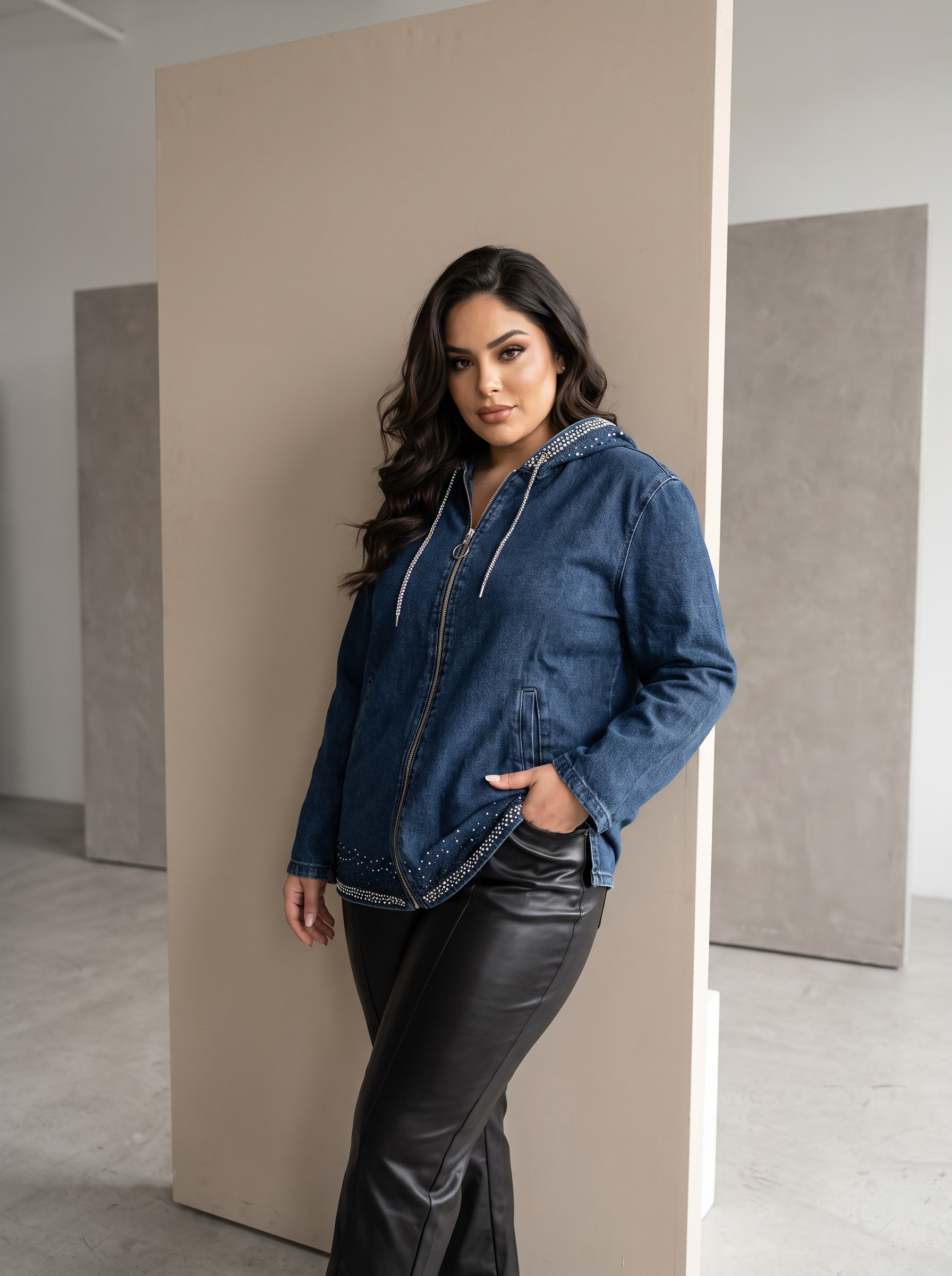 Дънково PLUS SIZE яке тъмен деним с блясък 