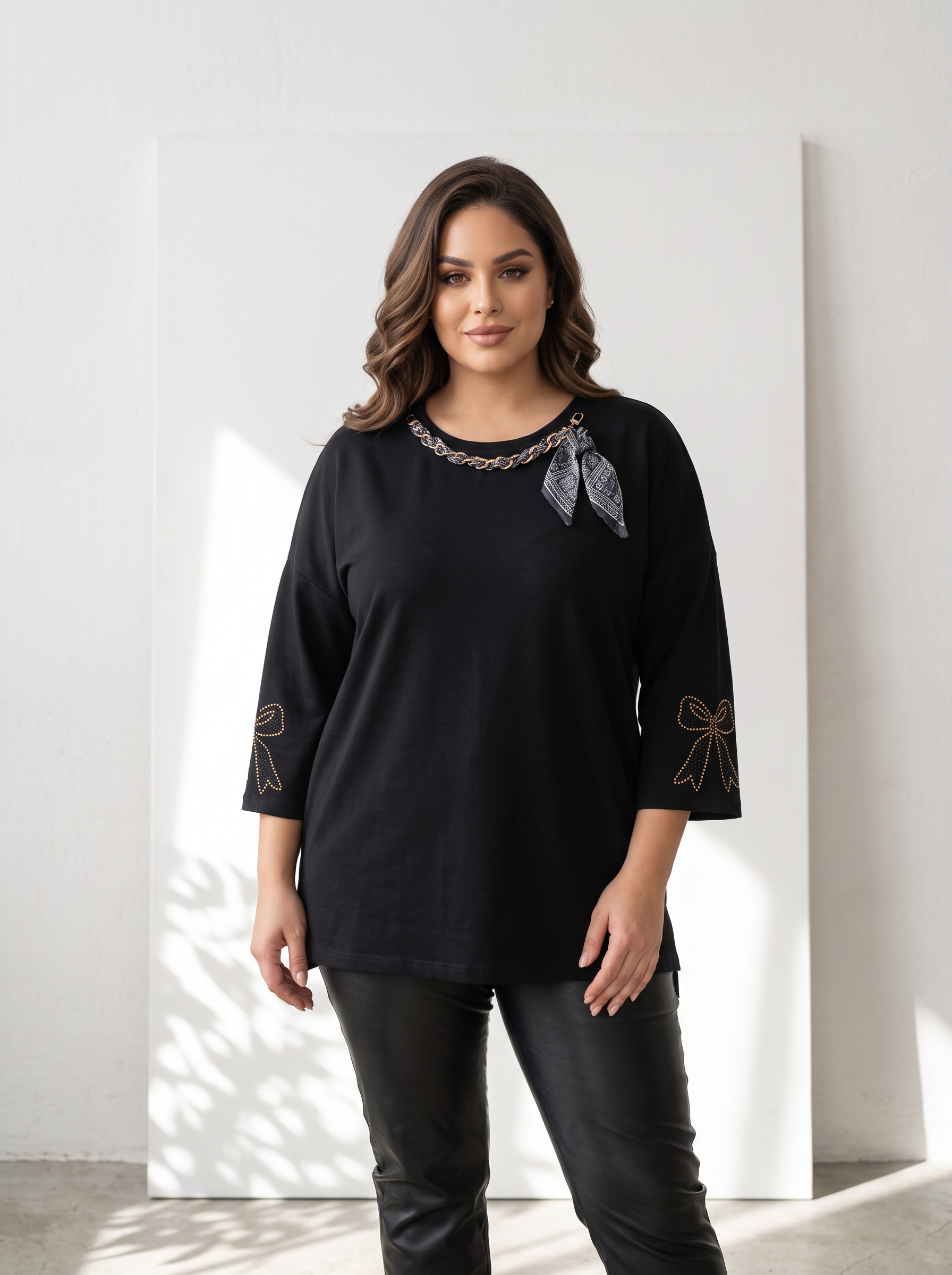 Стилна блуза в ефектно колие PLUS SIZE модел 