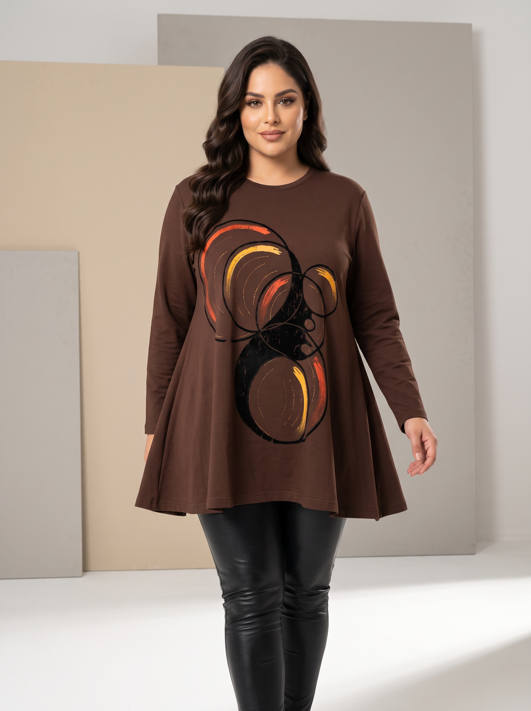 Разкроена туника цвят шоколад  с декорация от кадифе