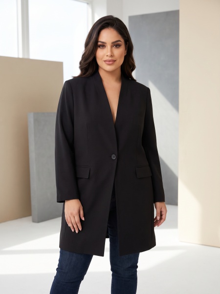 Елегантно вталено сако в черно PLUS SIZE